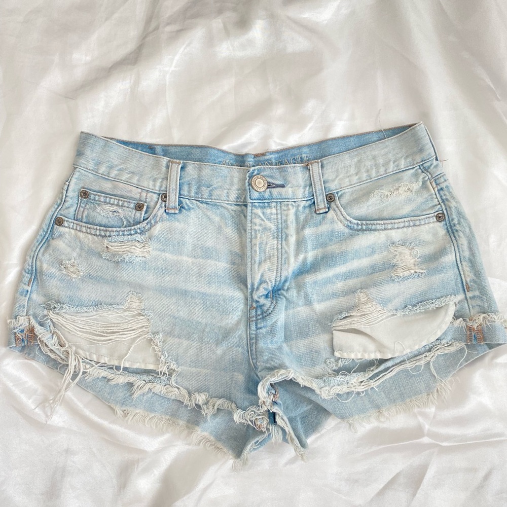 American eagle low rise vintage distressed shorts.